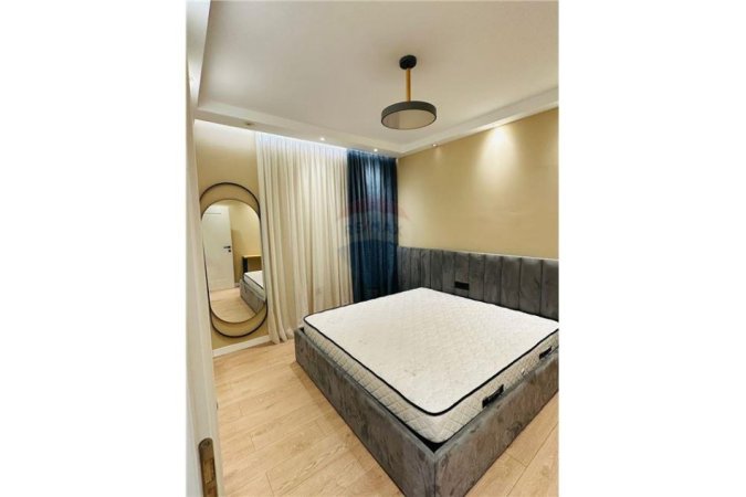 Tirane, jepet me qera apartament 2+1 Kati 6, 105 m² 1.000 € (Rruga e Kosovareve)