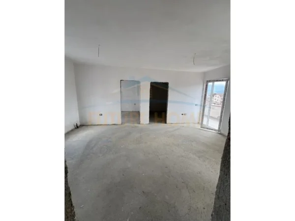 Tirane, shitet apartament 2+1 Kati 1, 70 m² 95,000 € (SELITE)