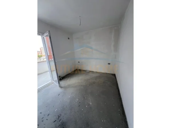 Tirane, shitet apartament 2+1 Kati 1, 70 m² 95,000 € (SELITE)