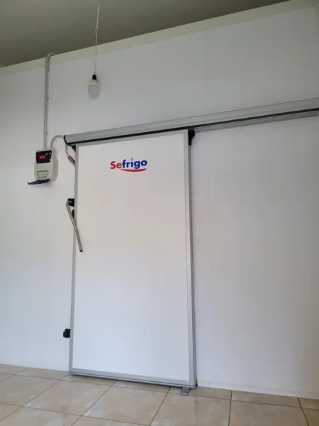 Tirane, jepet me qera apartament 1+1 Kati 1, 70 m² 500 € (Tregu Elektrik)