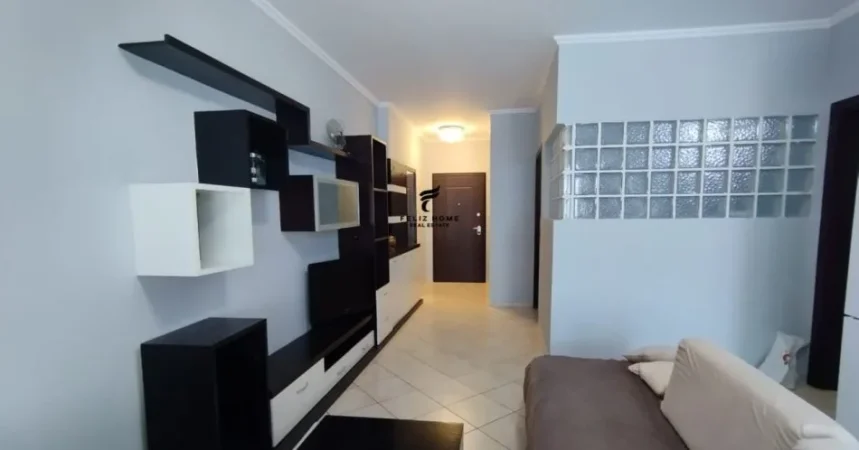Tirane, jepet me qera apartament 1+1 Kati 5, 90 m² 850 € (SHESHI WILLSON)