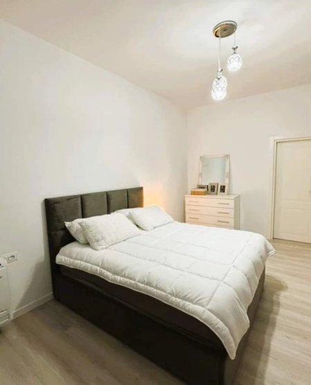 Tirane, shitet apartament , 105 m² 175.000 € (Buze Unazes se Vogel)