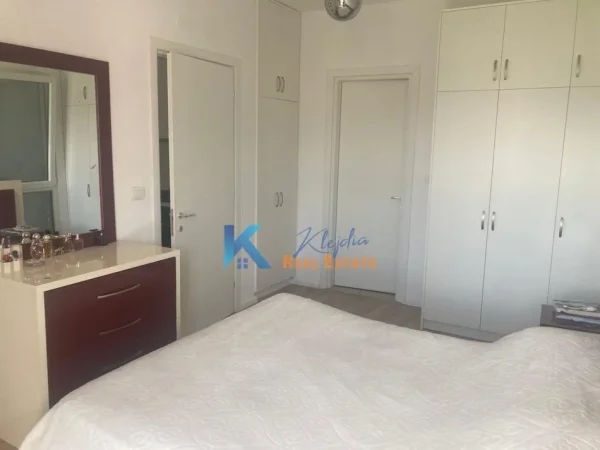 Tirane, shitet apartament 2+1 Kati 7, 105 m² 150.000 € (Ali Dem, afer kompleksit Mangalem)