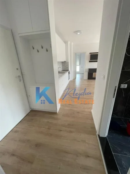 Tirane, shitet apartament 2+1 Kati 7, 105 m² 150.000 € (Ali Dem, afer kompleksit Mangalem)