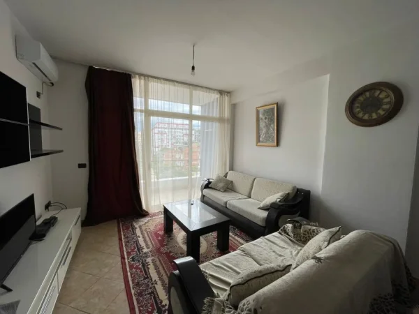 Tirane, jap me qera apartament 1+1+Ballkon Kati 3, 65 m² 350 € (UNAZA E RE)