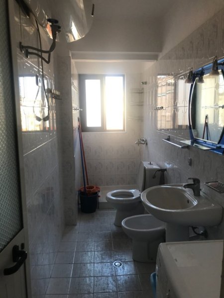 Shqiperi, jepet me qera apartament 1+1 Kati 5, 52 m² 400 € (Hoxha Tahsim)