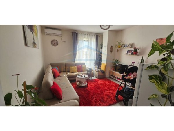 Tirane, shitet apartament 1+1 Kati 5, 57 m² 108.300 € (fusha aviacionit)//opp41495