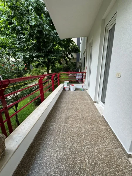 Shqiperi, shitet apartament 2+1+Ballkon Kati 1, 83 m² 145000 € (Liqeni i Thate)