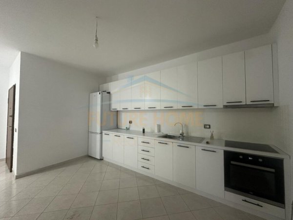 Tirane, jap me qera apartament 2+1+Ballkon Kati 7, 117 m² 350 € (teodor keko)