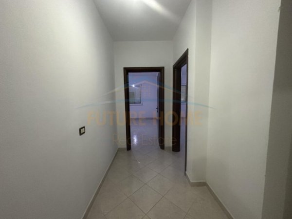 Tirane, jap me qera apartament 2+1+Ballkon Kati 7, 117 m² 350 € (teodor keko)