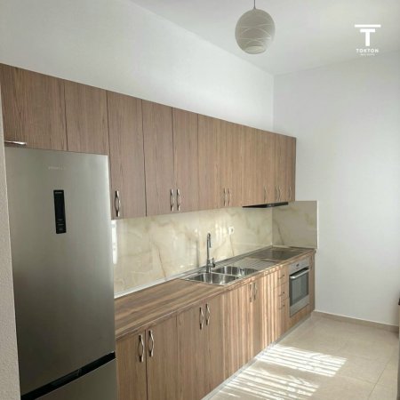 JEPET ME QIRA, APARTAMENT 2+1, PJESE E NJE VILE PRIVATE 3KATESHE, RRUGA URA, TIRANE