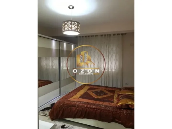 Apartament 2+1+2 për Qira tek Kodra e Diellit 700 €!