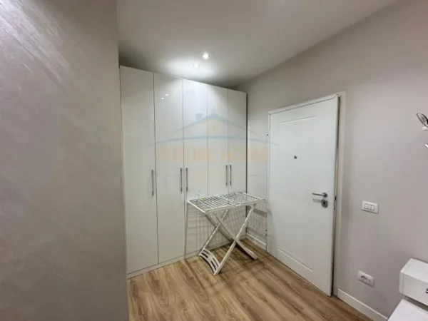 Tirane, shitet apartament 2+1+Aneks+Ballkon Kati 4, 128 m² 275.000 € (Kopeshti Botanik)