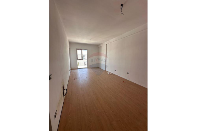 Tirane, shes apartament 2+1 Kati 8, 86 m² 84.000 € 