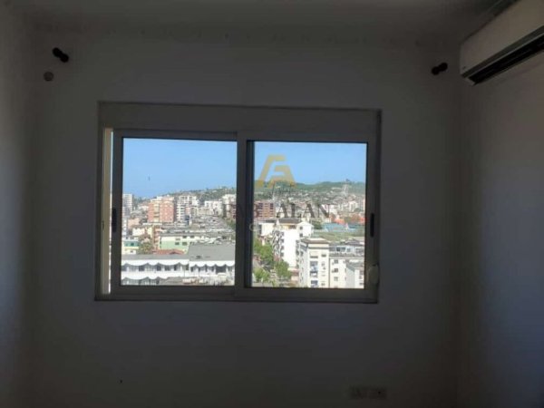 Durres, shitet apartament 2+1 Kati 9, 90 m² 72.000 € (Durres)