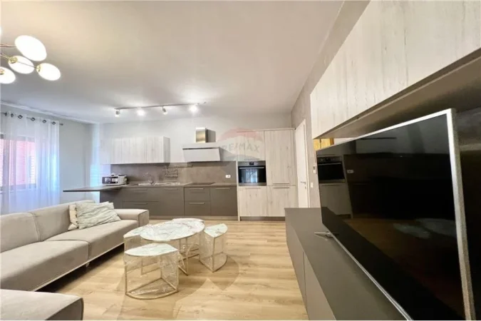 Tirane, jepet me qera apartament 2+1 Kati 6, 116 m² 1.100 € (Kompleksi Delijorgji)