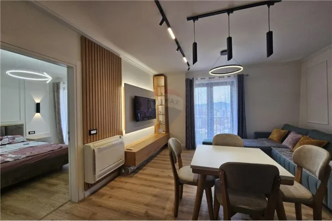 Tirane, jepet me qera apartament 1+1 , 62 m² 900 € (Rruga e Kavajes)
