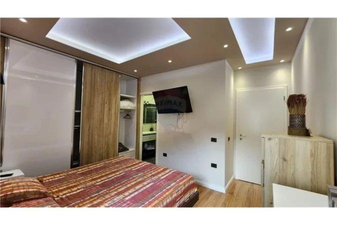 Tirane, jepet me qera apartament 2+1 Kati 3, 105 m² 700 € (Hamdi Garunja - Liqeni i thate)