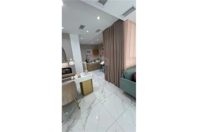 Tirane, shitet ambjent biznesi Kati 0, 60 m² 35.000 € 