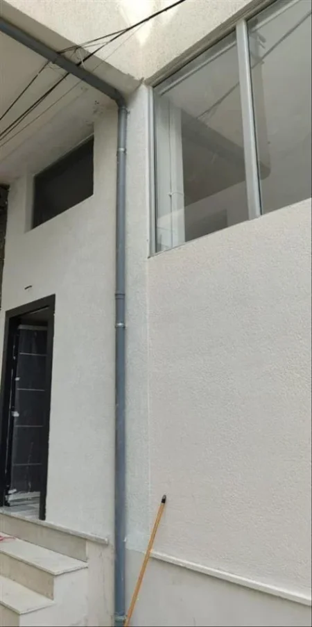 Durres, jepet me qera garsonier Kati 1, 340 € (Plazh, Durres)