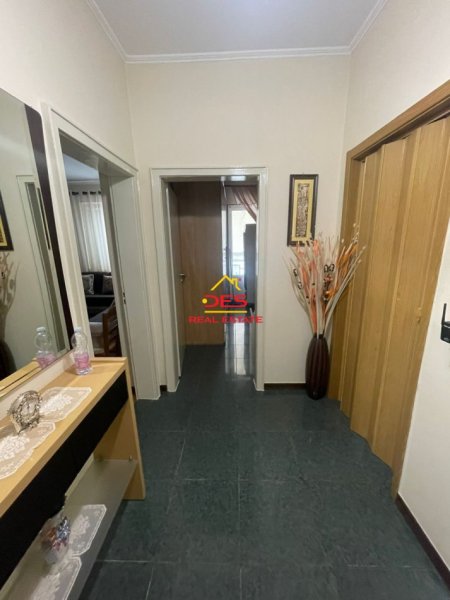 Vlore, shitet apartament 2+1 Kati 4, 70 m² 70.000 € (Rruga Janaq Kilica)