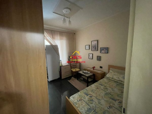 Vlore, shitet apartament 2+1 Kati 4, 70 m² 70.000 € (Rruga Janaq Kilica)