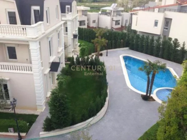 Tirane, jepet me qera Vile 4+1+Aneks+Ballkon Kati 3, 286 m² 3.000 € (teg)
