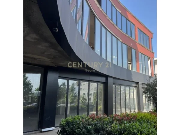 Tirane, shes ambjent biznesi Kati 2, 1.278 m² 2.200.000 € (kamez)