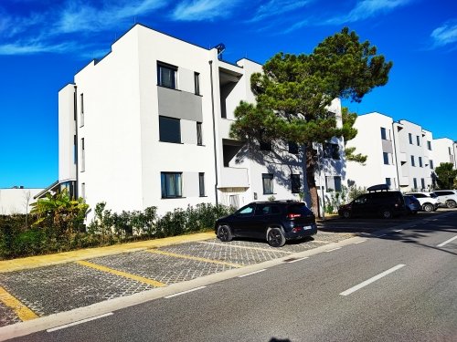 Gjiri Lalezit | Hamallaj, jepet me qera apartament 2+1 Kati 0, 65 m² 50 € (Kompleksi Valamar, Gjiri Lalëzit)