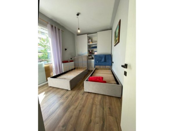 Tirane, shitet apartament 3+1 Kati 2, 111 m² 137.000 € (FRESK)