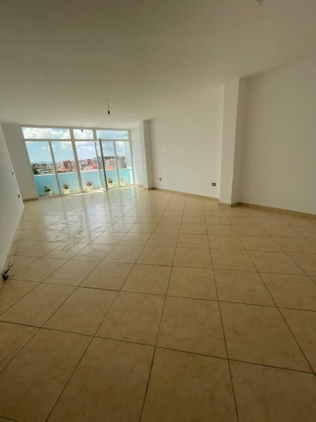 Tirane, shitet 2+1+Ballkon Kati 5, 120 m² 150.000 € (Rruga Don Bosko)