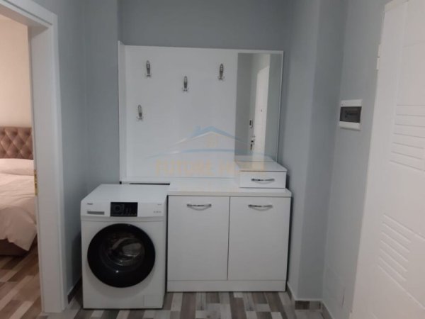 Tirane, jap me qera apartament 1+1 Kati 3, 68 m² 500 € (VASIL SHANTO)