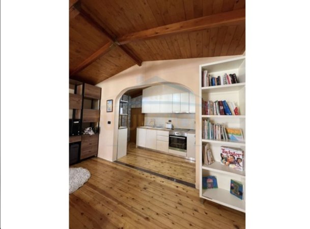 Tirane, jepet me qera apartament 1+1+Ballkon Kati 11, 62 m² 550 € (Rruga Fortuzi)