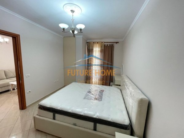 Tirane, jepet me qera apartament 1+1 Kati 3, 73 m² 600 € (Selvia)