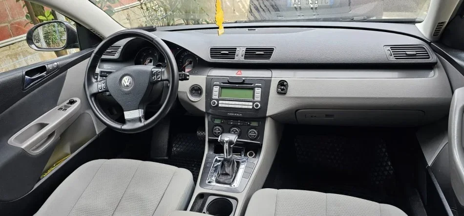 Tirane, shes makine wolsvagen Nafte, ULJE DRASTIKE