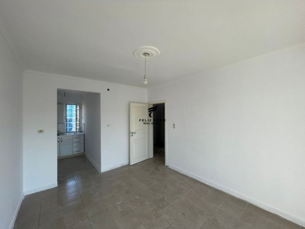 Tirane, shitet apartament 1+1 Kati 5, 52 m² 66.000 € (ALI DEMI)