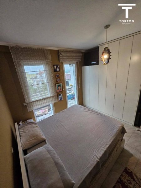 Tirane, shitet apartament 2+1+Ballkon Kati 2, 122 m² 146.400 € (Rruga e Dajtit) TT 954