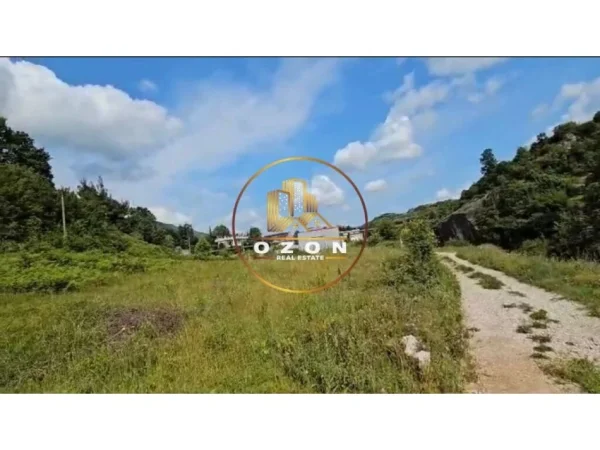 Toka për Shitje në Ibën e Poshtme - Investim Ideal!