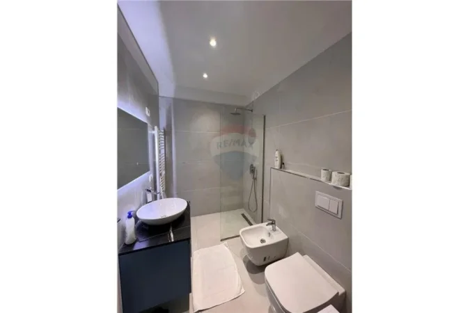 Tirane, shitet apartament 1+1 Kati 5, 65 m² 95.000 € (Rr Teodor Keko)