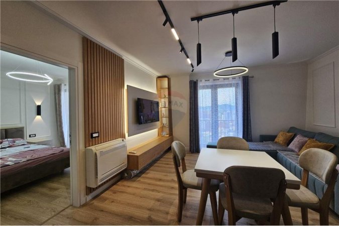 Tirane, jepet me qera apartament 1+1+Ballkon Kati 6, 78 m² 900 € (Rruga e Kavajës)