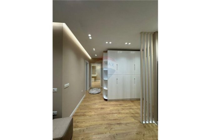 Tirane, jepet me qera apartament Kati 4, 115 m² 1.000 € 