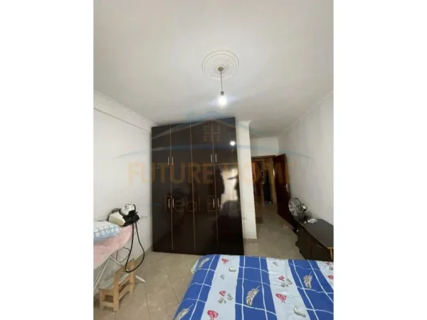 Tirane, shes 2+1+Ballkon Kati 5, 114 m² 140.000 € (rruga teodor keko astir)