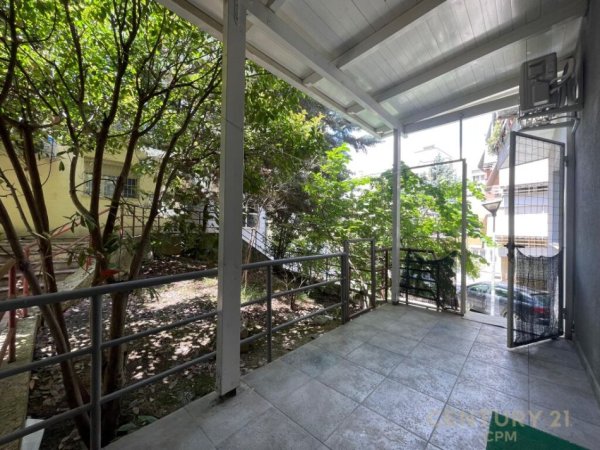 Tirane, jepet me qera apartament 2+1 Kati 1, 120 m² 650 € (EDUARD MANO)