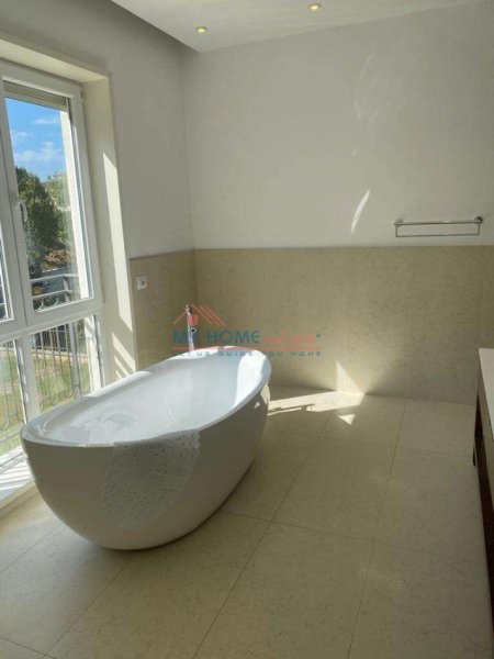 Tirane, jepet me qera Vile 2 Katshe Kati 2, 5.000 € (TEG)