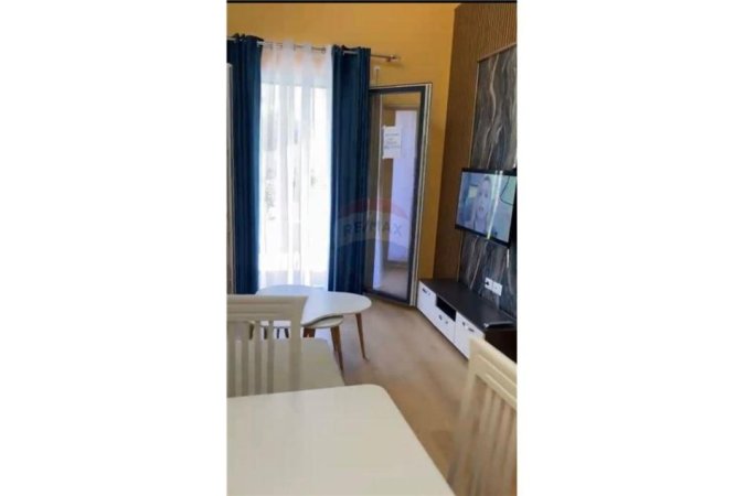 Tirane, jepet me qera apartament 2+1 , 93 m² 600 € (Kodra e Diellit)