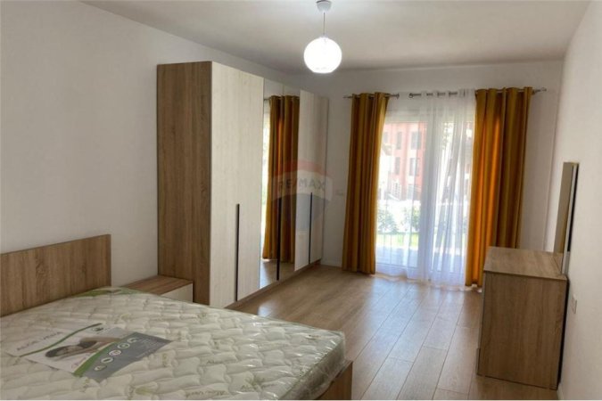 Tirane, jepet me qera apartament 2+1 , 93 m² 600 € (Kodra e Diellit)