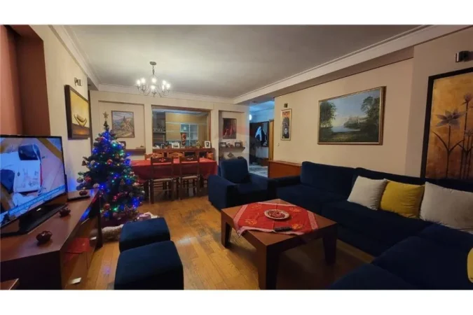 Tirane, jepet me qera apartament 3+1 , 160 m² 1.500 € (Stadiumi Air Albania)