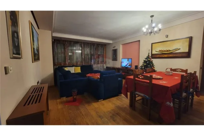 Tirane, jepet me qera apartament 3+1 , 160 m² 1.500 € (Stadiumi Air Albania)