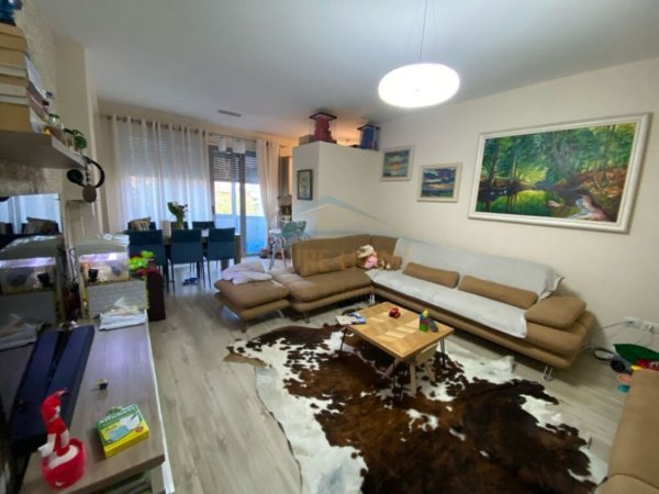 Tirane, shitet apartament 2+1 Kati 5, 111 m² 188.000 € (Rruga Don Bosko)