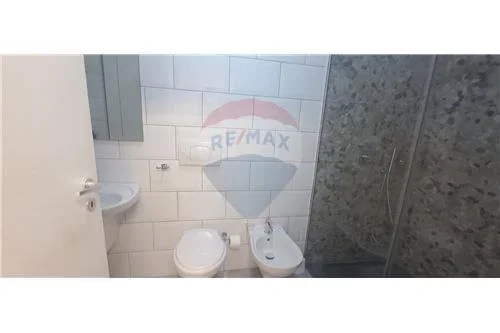 Tirane, jepet me qera apartament 1+1 , 63 m² 500 € (Frosina Plaku - 21 Dhjetori, Shqipëri)